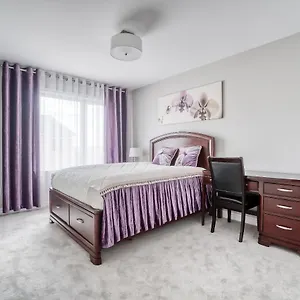 Henia's Bed & Breakfast Ottawa